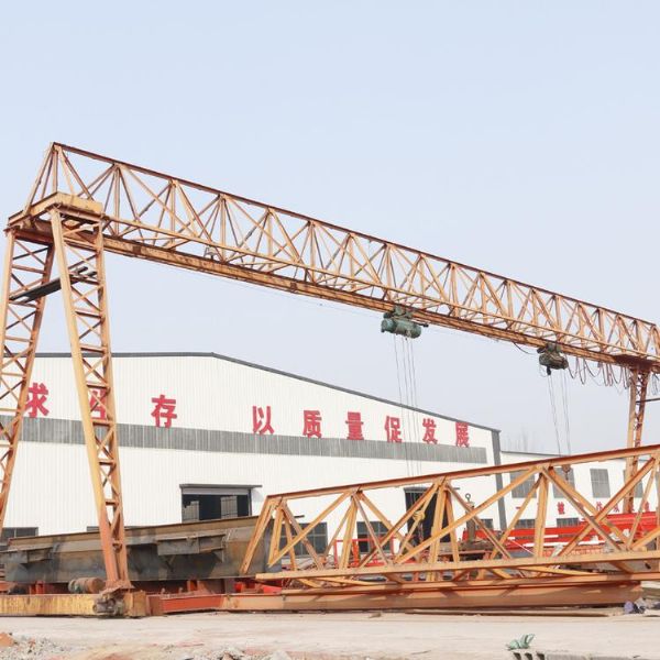 悬臂吊起重机的分类和应用