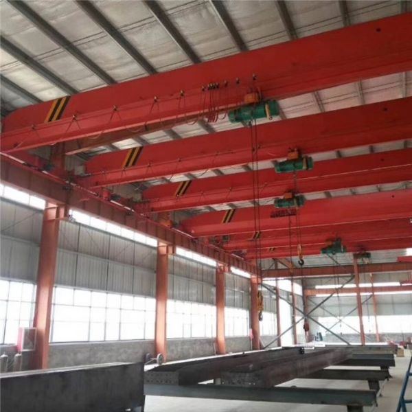 单梁起重机与双梁起重机的区别