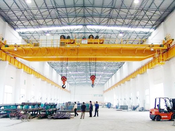 qe型双梁双小车桥式起重机