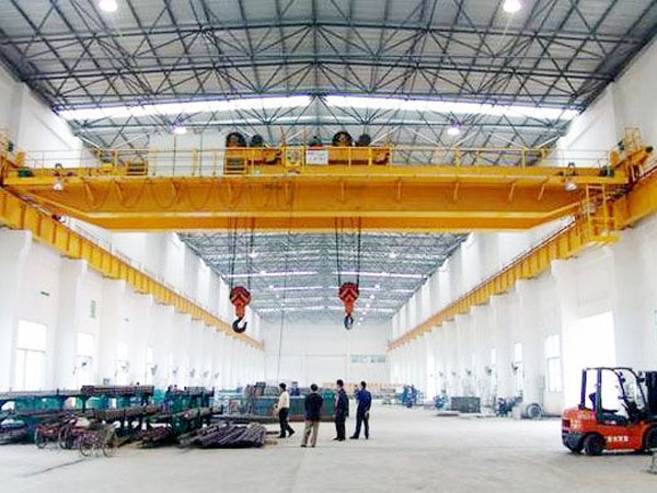 qe型双梁双小车桥式起重机